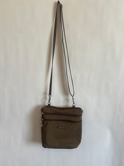BAGGALINI CROSSBODY TRAVEL BAG PURSE UNISEX TAN EXTRA POCKETS MULTI USE - Picture 1 of 15